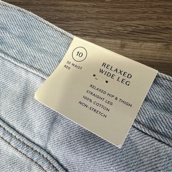 Universal Thread Women's High-Rise Wide Leg Jeans -  Light Wash 10/30 Regular - Picture 6 of 12